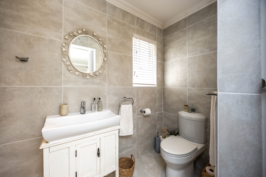 4 Bedroom Property for Sale in Nahoon Eastern Cape